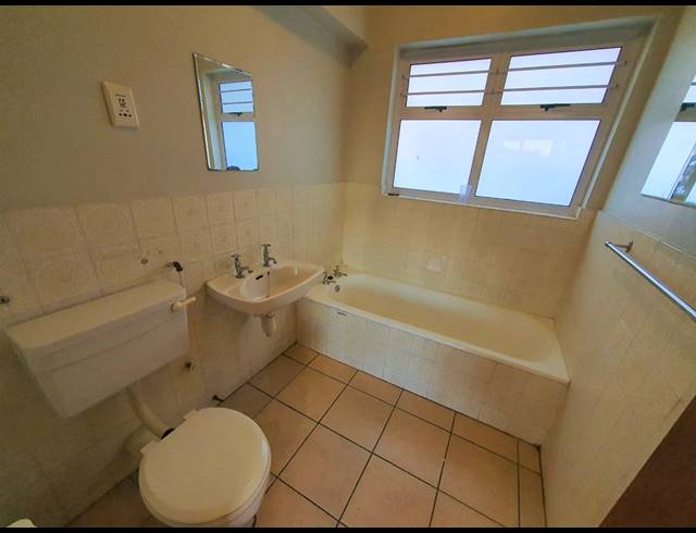 2 BEDROOM APARTMENT TO LET IN PAROW NORTH